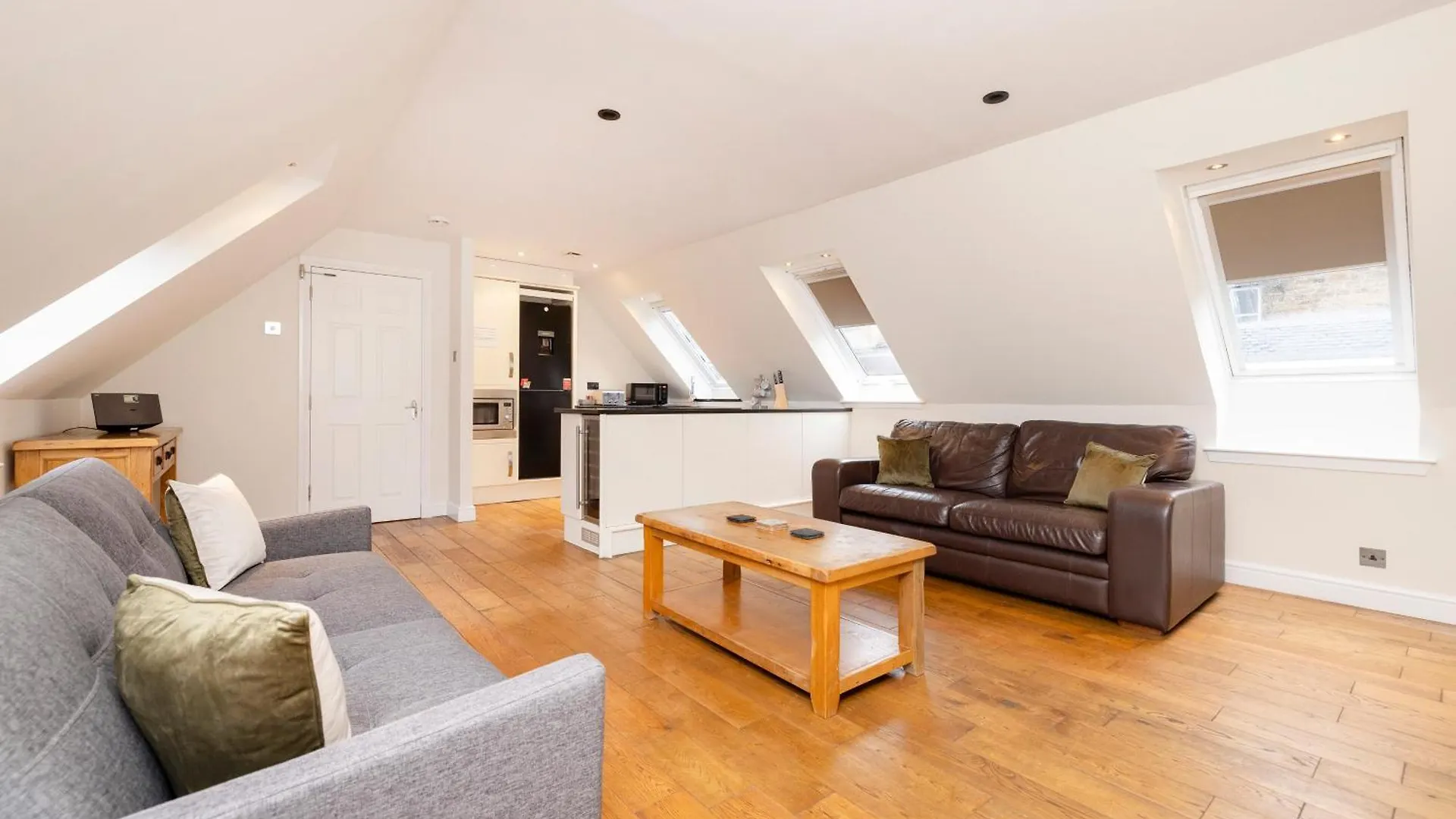 Apartment Joivy Lovely Flats Near The City Centre Edinburgh United Kingdom